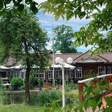 Hotel Ringhotel Forellenhof 4*